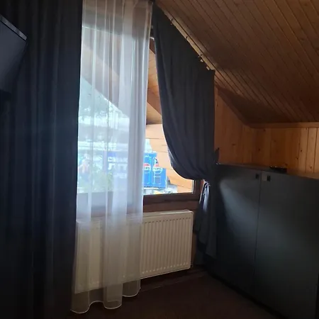 вежа Apartman